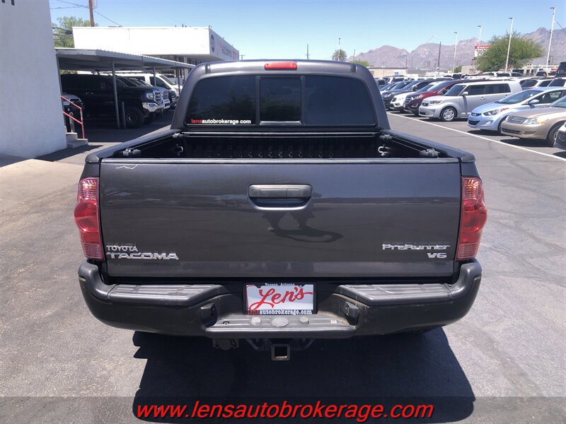 Used 2015 Toyota Tacoma PreRunner w/ Convenience Package RWD image 7