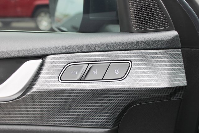 Used 2024 Hyundai Palisade Limited image 12