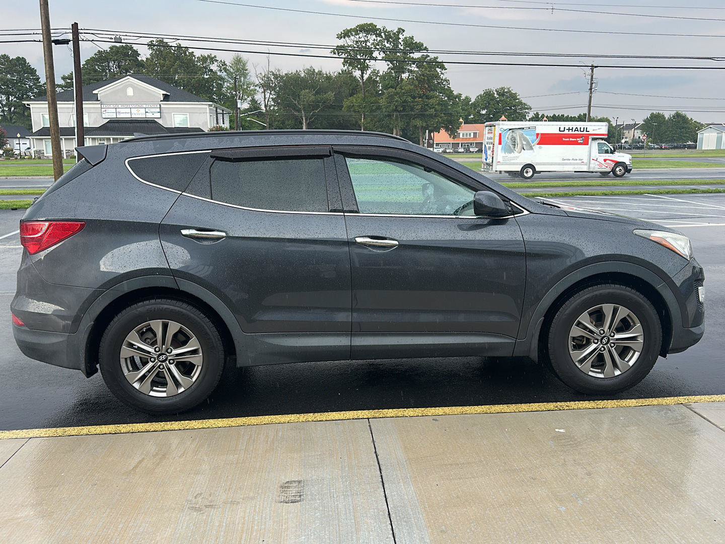 Used 2016 Hyundai Santa Fe Sport w/ Option Group 02 FWD image 4