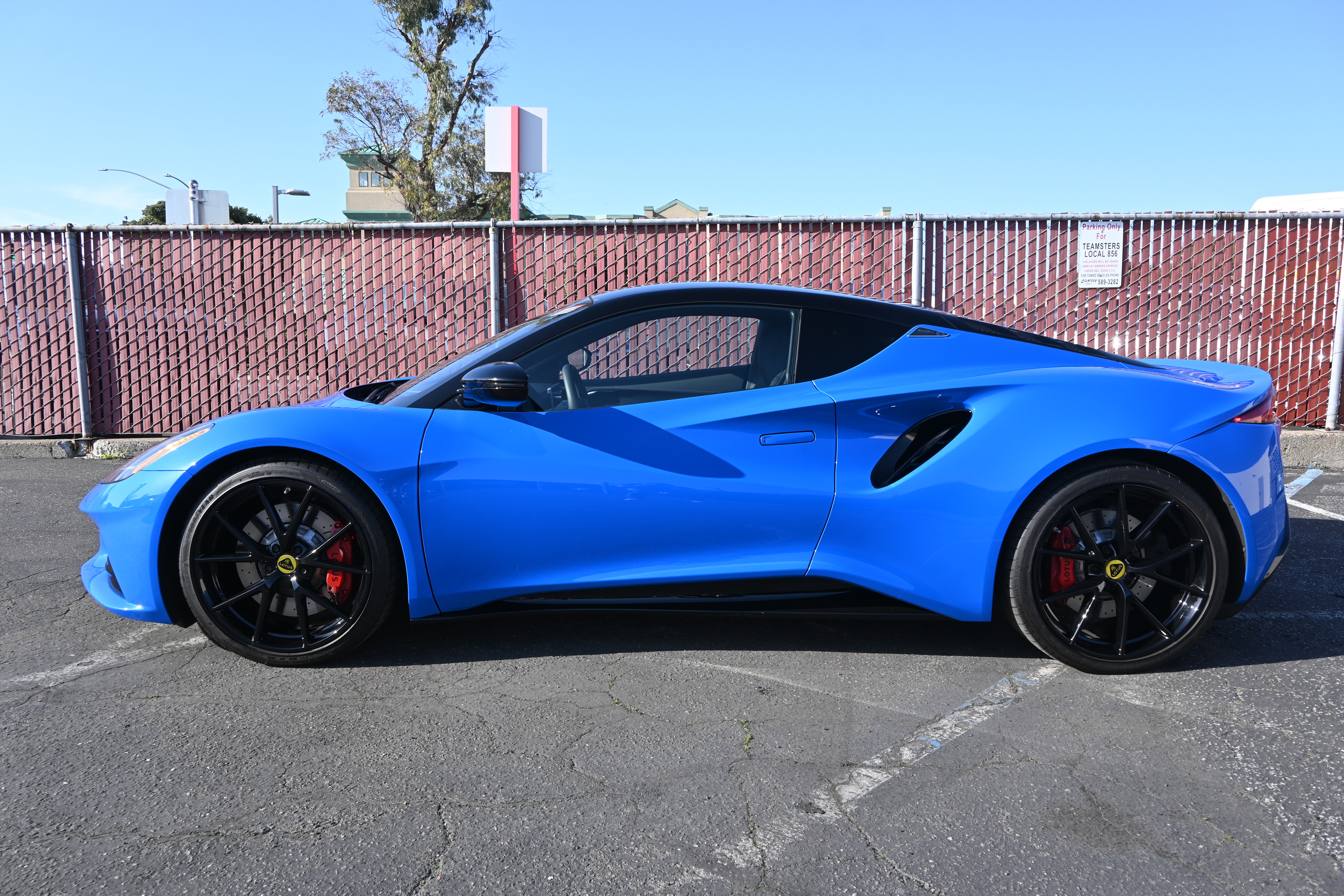 Used 2024 Lotus Emira First Edition image 16