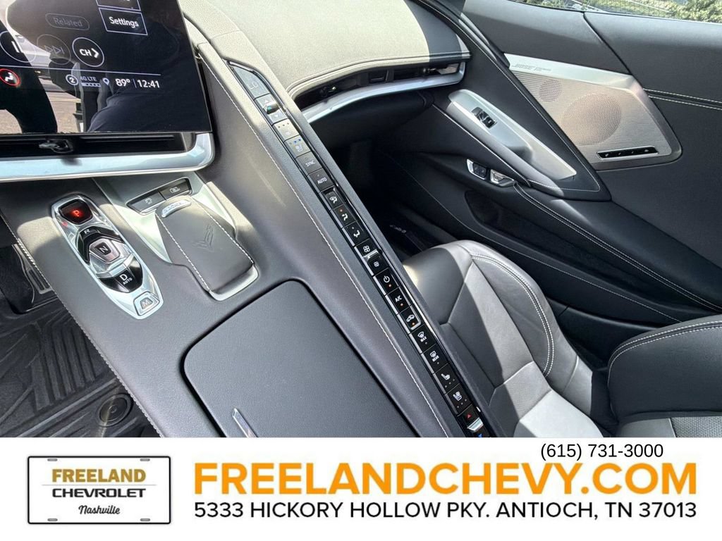 Used 2023 Chevrolet Corvette Stingray Preferred Cpe w/ Z51 Performance Package RWD image 28