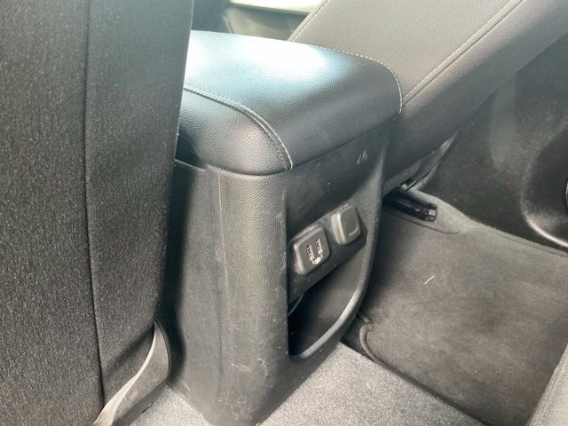 Used 2020 Chevrolet Colorado LT AWD/4WD image 35