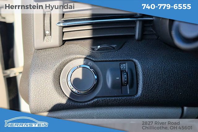 Used 2013 Chevrolet Malibu LS w/ Protection Package FWD image 18