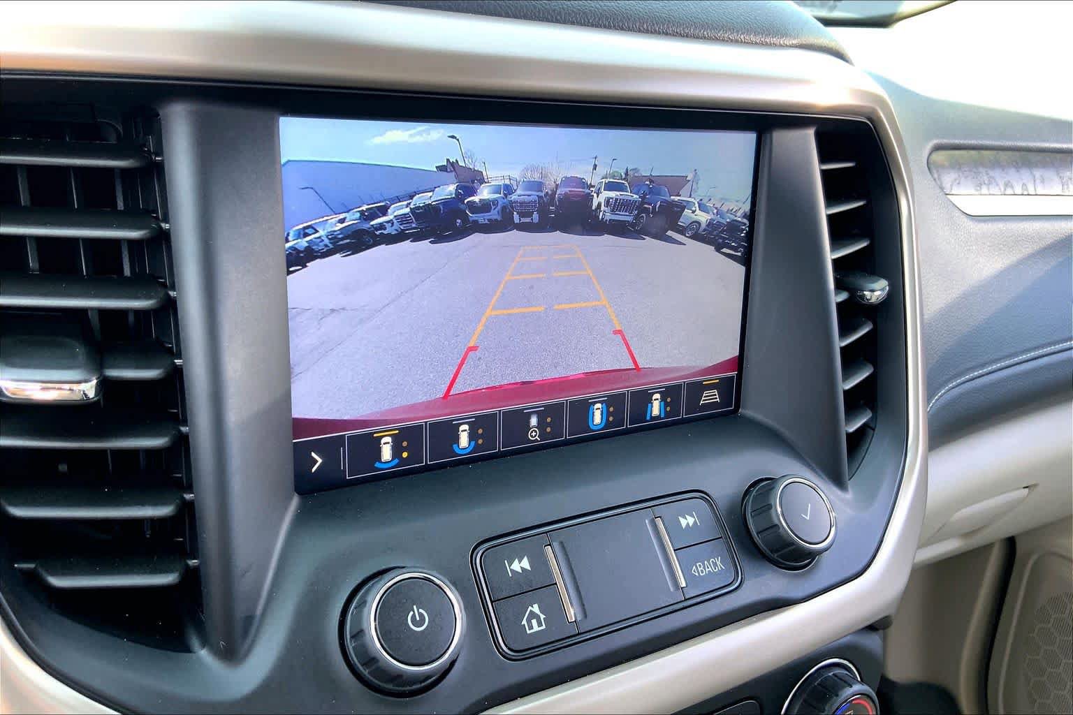 Used 2020 GMC Acadia Denali AWD/4WD image 28