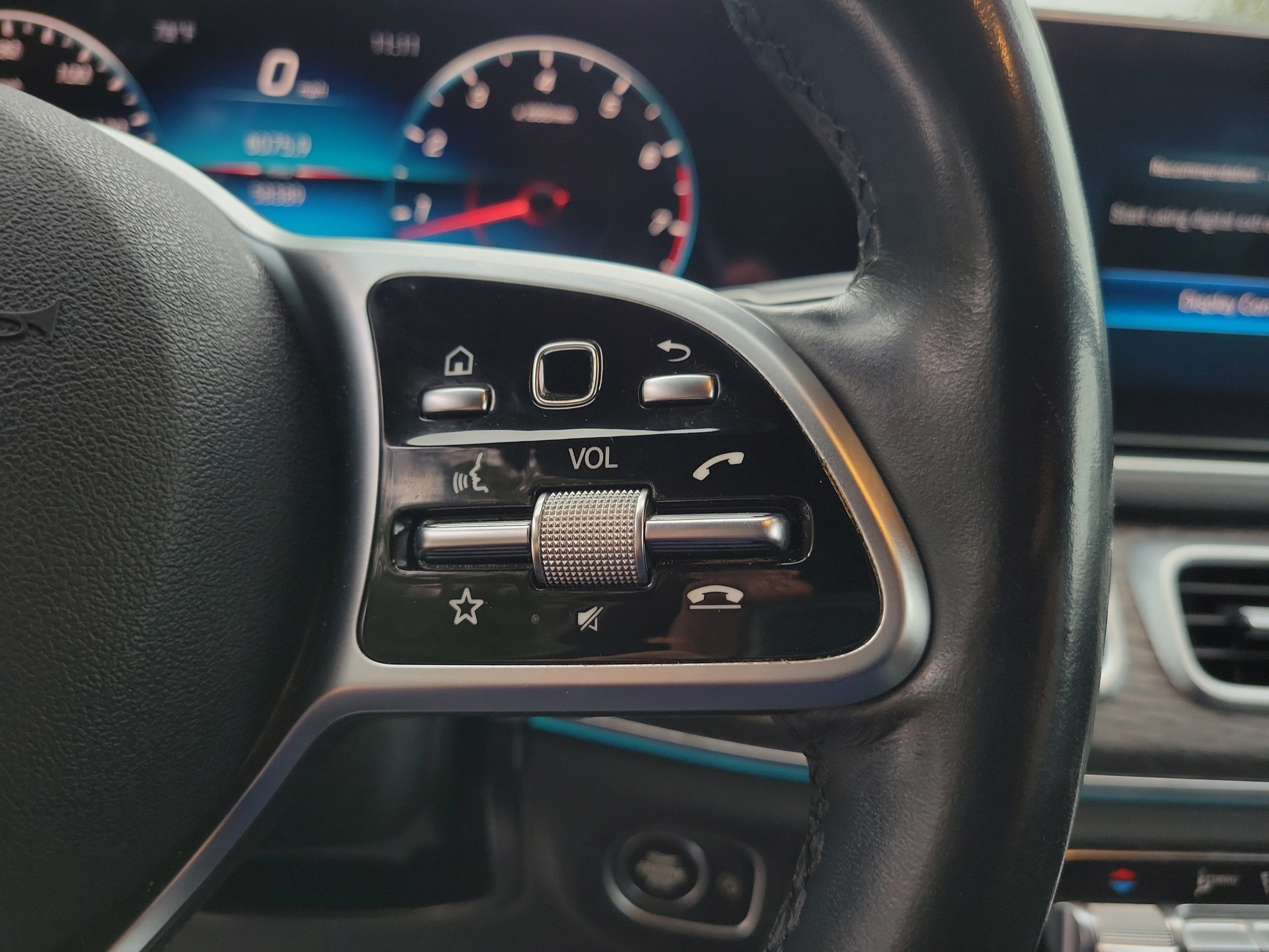 Certified 2022 Mercedes-Benz GLE 350 4MATIC image 23