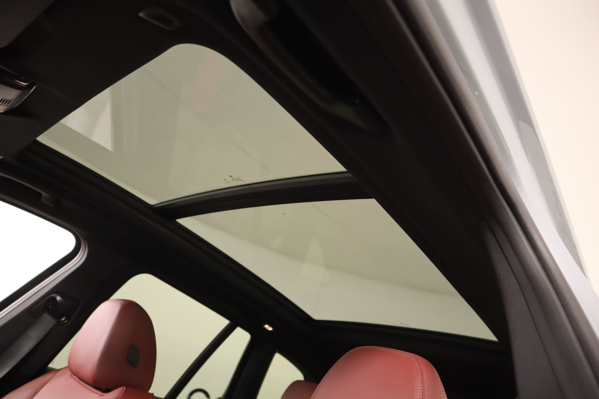 Used 2024 BMW X3 sDrive30i w/ M Sport Package image 16