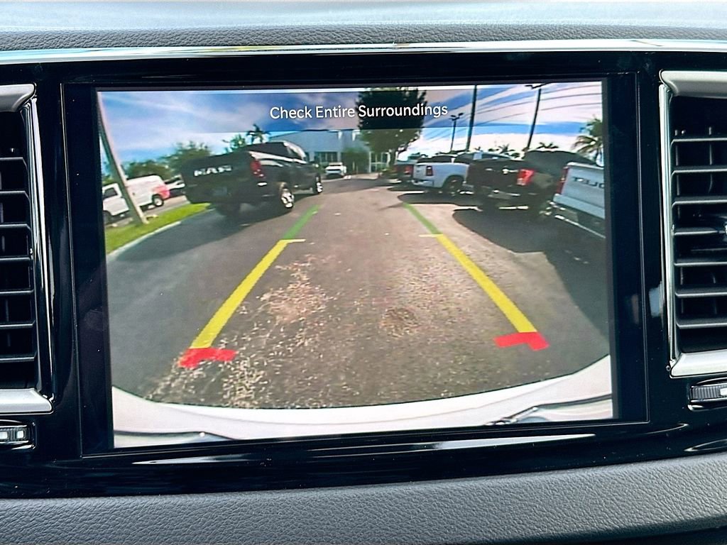 New 2026 Chrysler Voyager LX FWD image 13