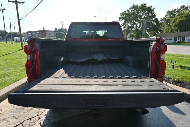 Used 2022 Chevrolet Silverado 2500 LT AWD/4WD image 22