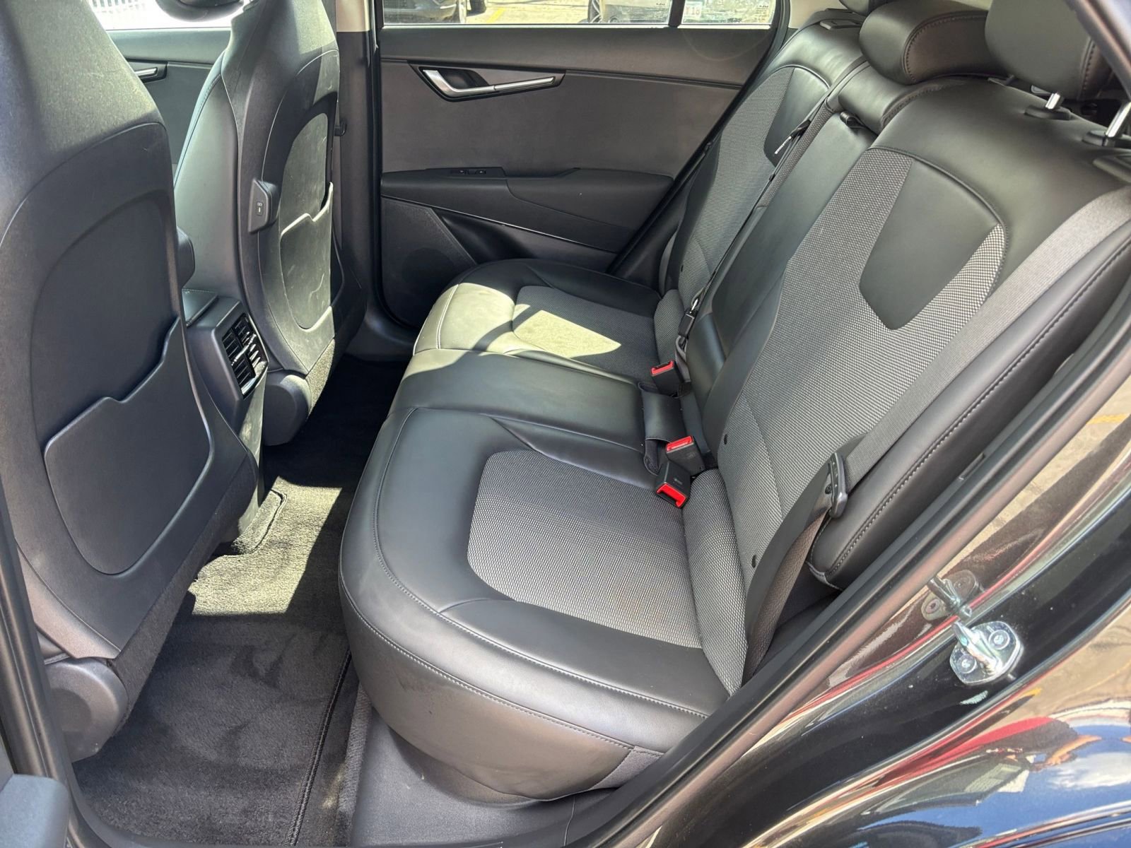 Used 2023 Kia Niro Wind w/ Wind Preserve Package image 23