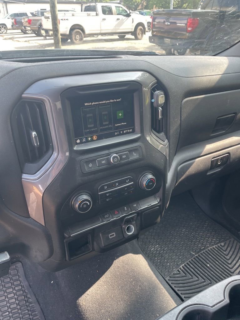 Used 2019 Chevrolet Silverado 1500 Custom w/ Custom Value Package RWD image 11