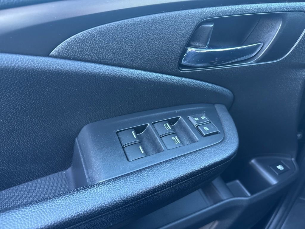 Certified 2022 Honda Pilot Sport image 25