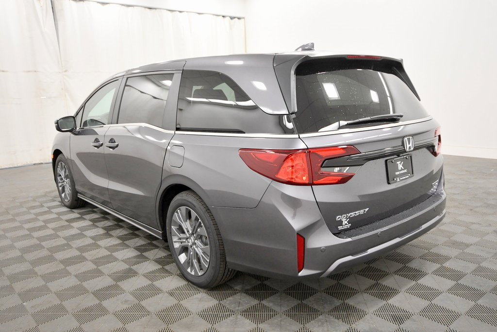 New 2026 Honda Odyssey Touring image 5