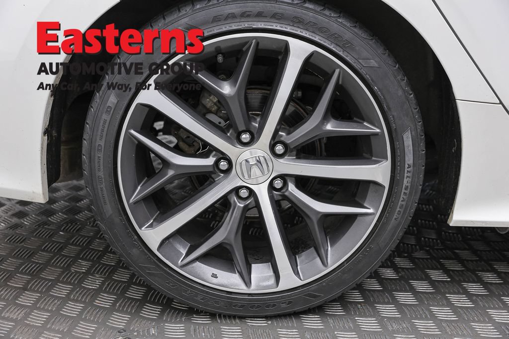 Used 2022 Honda Civic Touring image 30