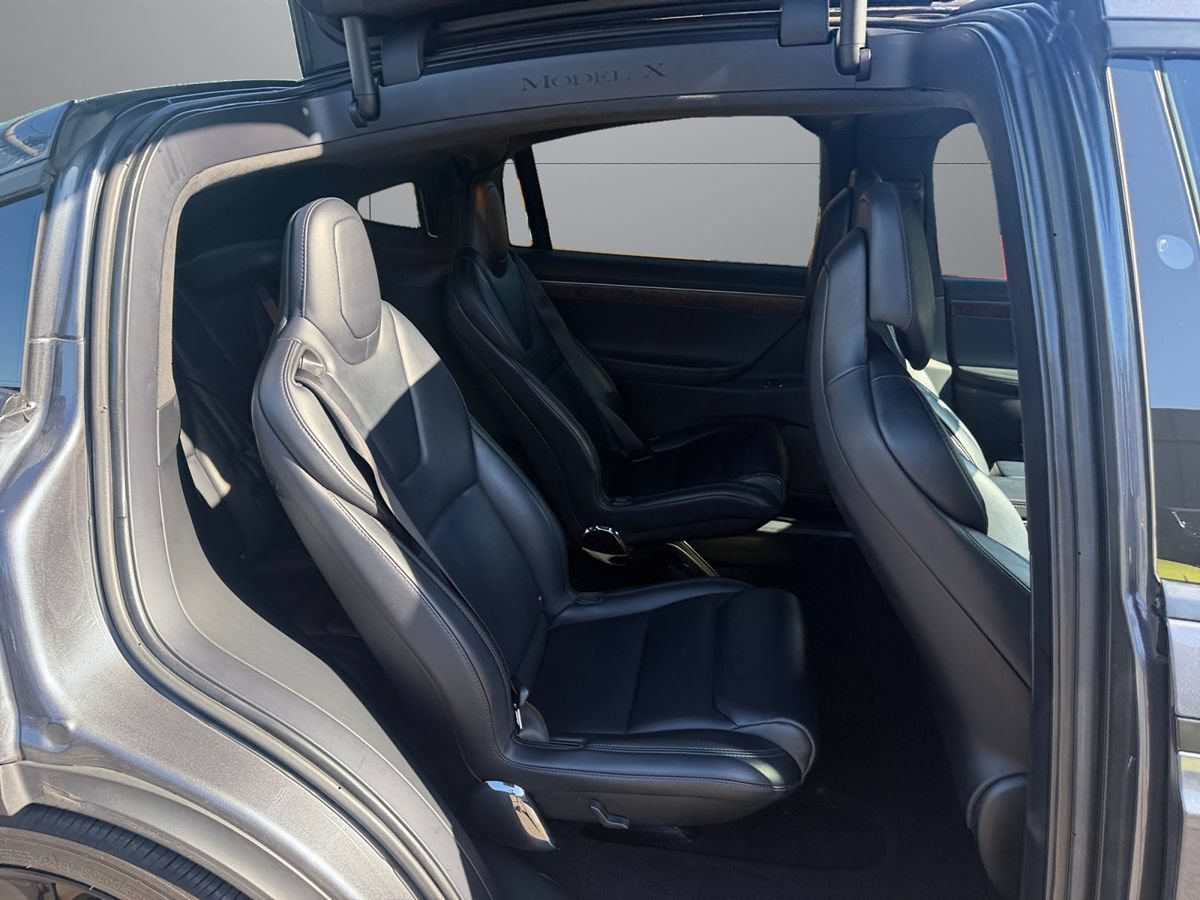 Used 2018 Tesla Model X AWD/4WD image 19
