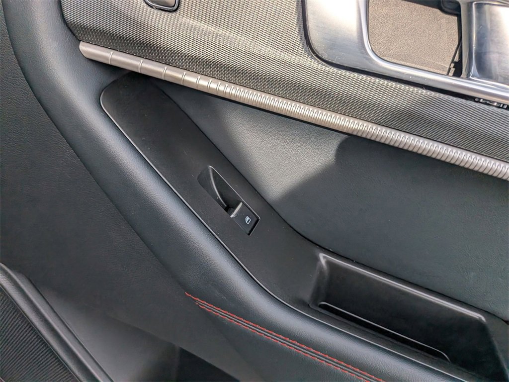 Used 2025 Ford Explorer ST-Line w/ ST-Line Street Pack image 29