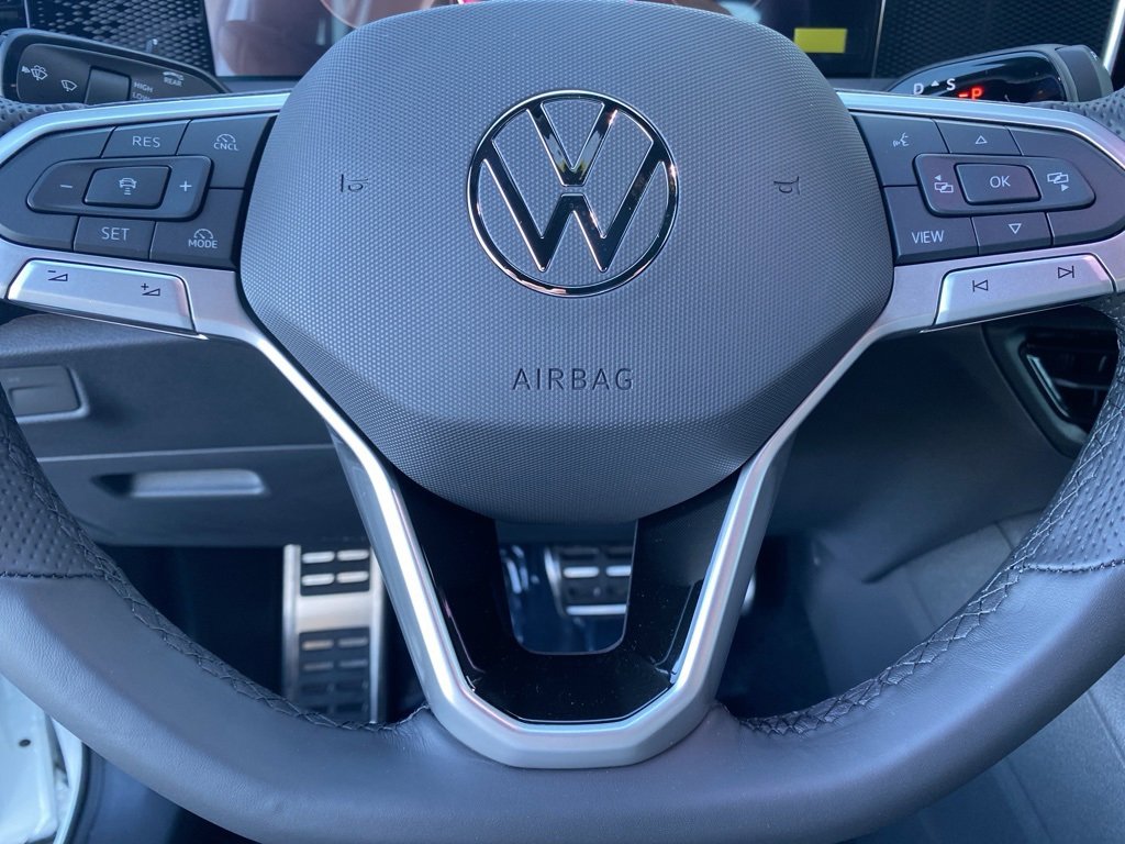 New 2026 Volkswagen Tiguan SE R-Line image 19