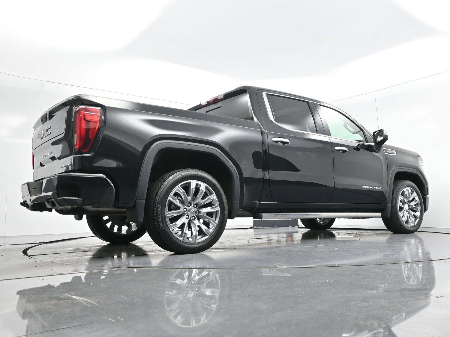 Used 2025 GMC Sierra 1500 Denali image 46
