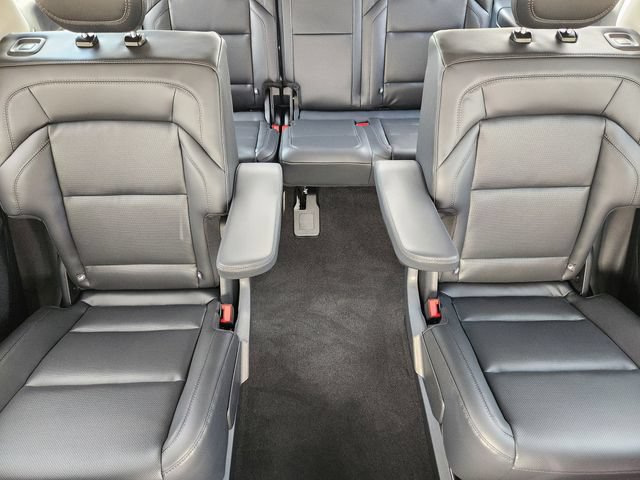 New 2027 Lincoln Navigator Premiere AWD/4WD image 13