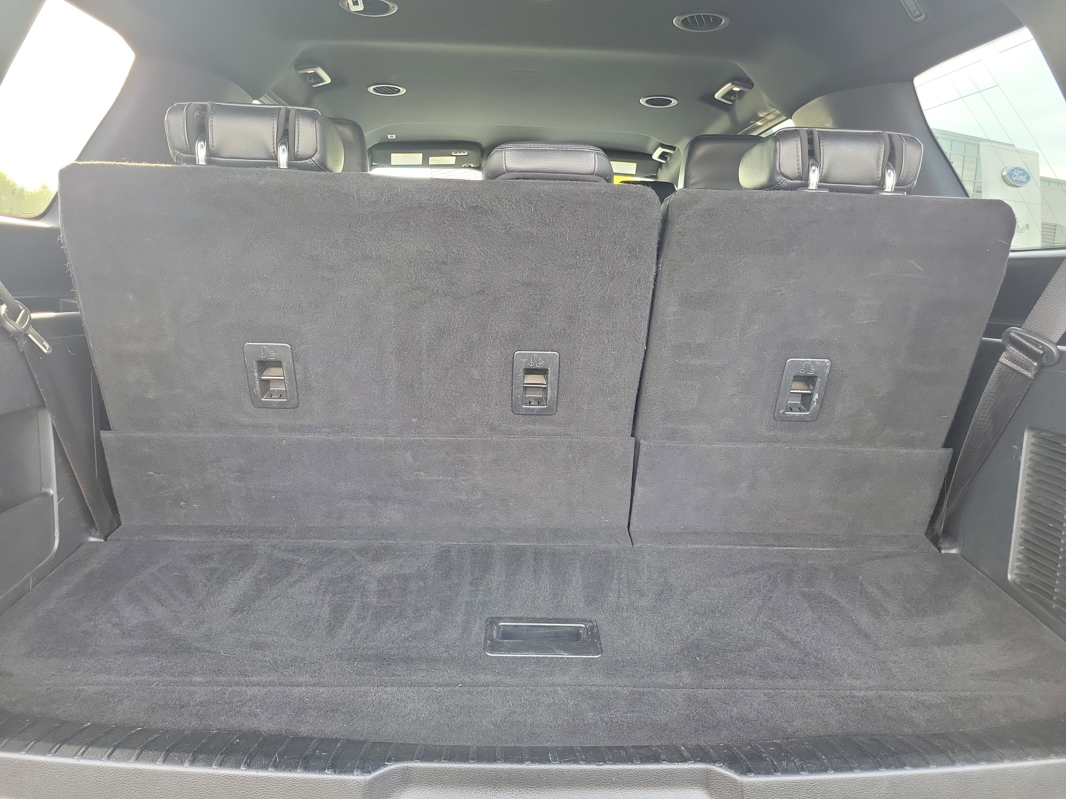 Used 2020 Ford Expedition XLT w/ Equipment Group 201A AWD/4WD image 10