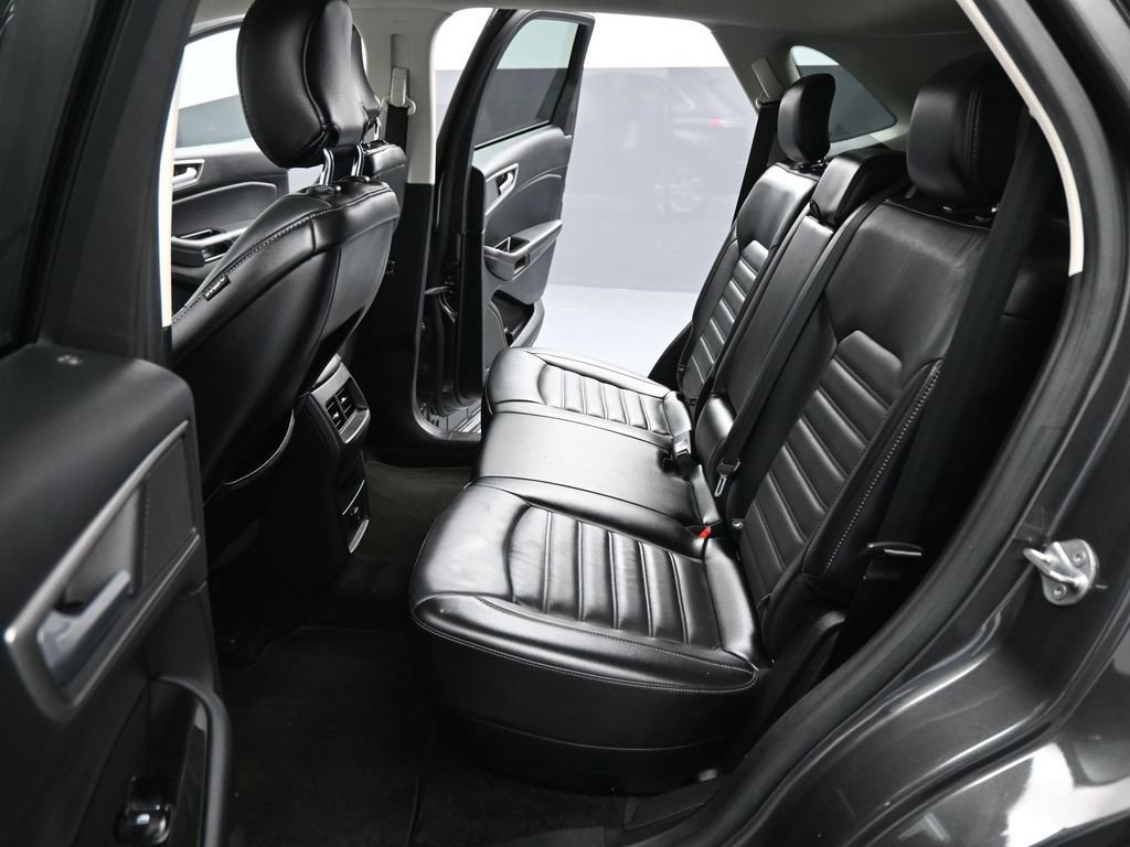 Certified 2017 Ford Edge SEL w/ Equipment Group 201A image 19