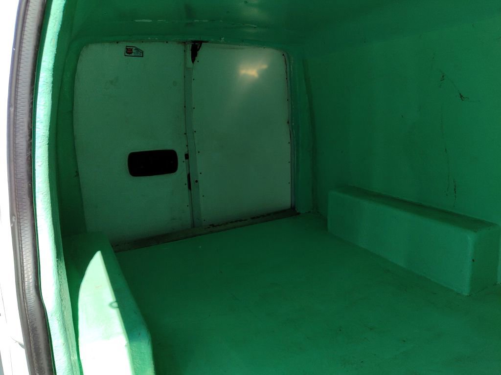 Used 2016 GMC Savana 2500 image 18