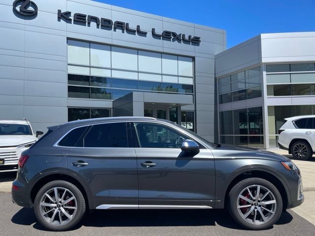 Used 2025 Audi SQ5 Premium Plus AWD/4WD image 2