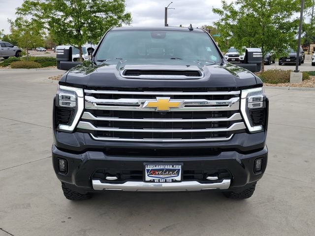 Used 2024 Chevrolet Silverado 2500 High Country w/ Technology Package AWD/4WD image 8