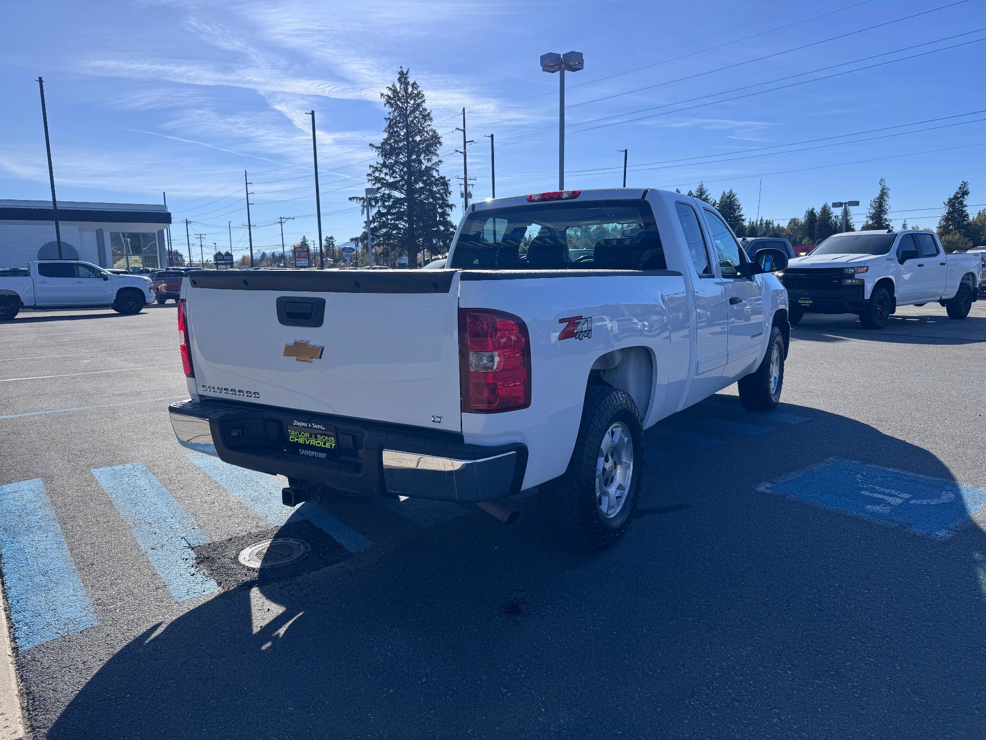 Used 2013 Chevrolet Silverado 1500 LT w/ All-Star Edition AWD/4WD image 7