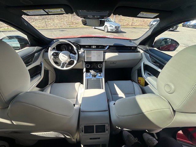 New 2025 Jaguar F-PACE R-Dynamic S image 22