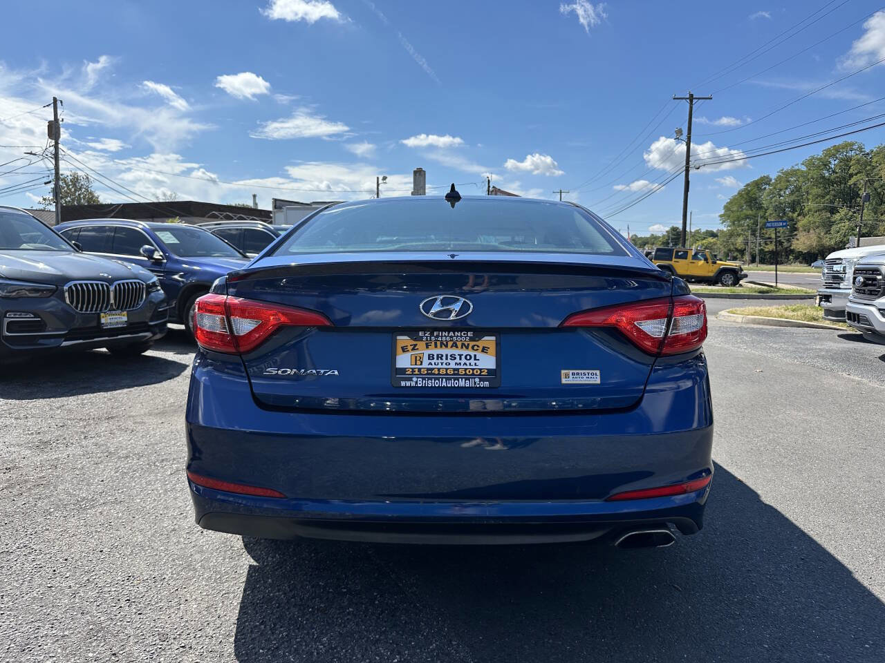 Used 2015 Hyundai Sonata SE w/ Option Group 09 FWD image 5