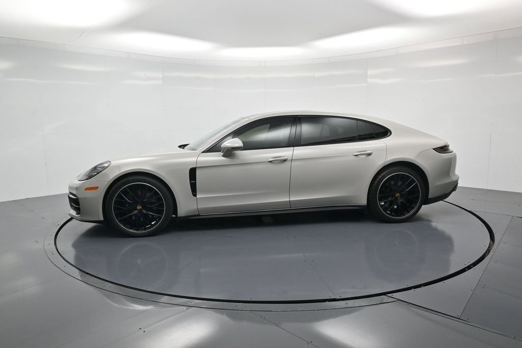 Certified 2022 Porsche Panamera 4 Executive image 2