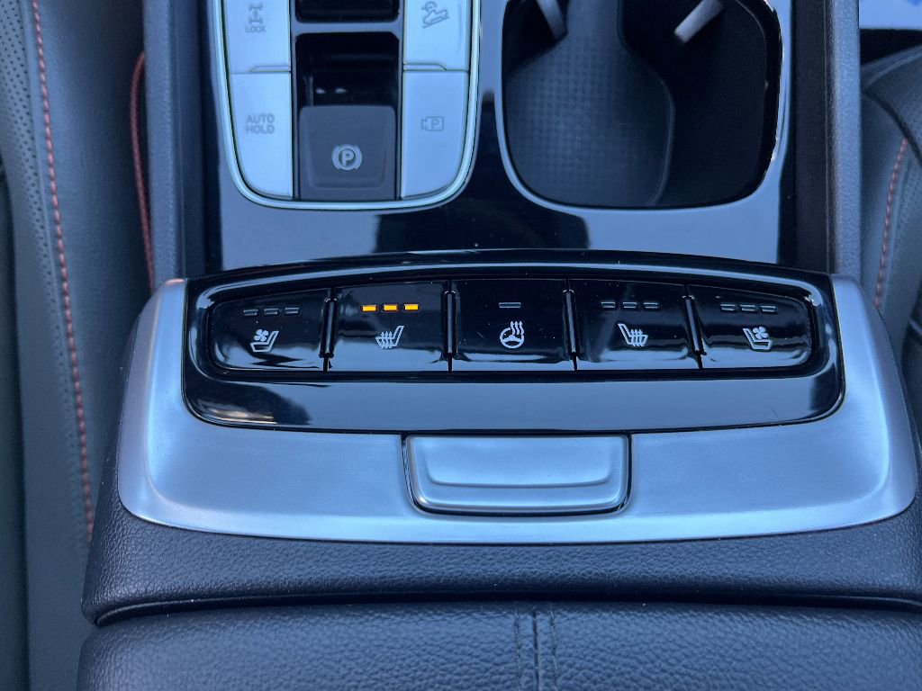 Used 2023 Hyundai Santa Cruz Limited image 23