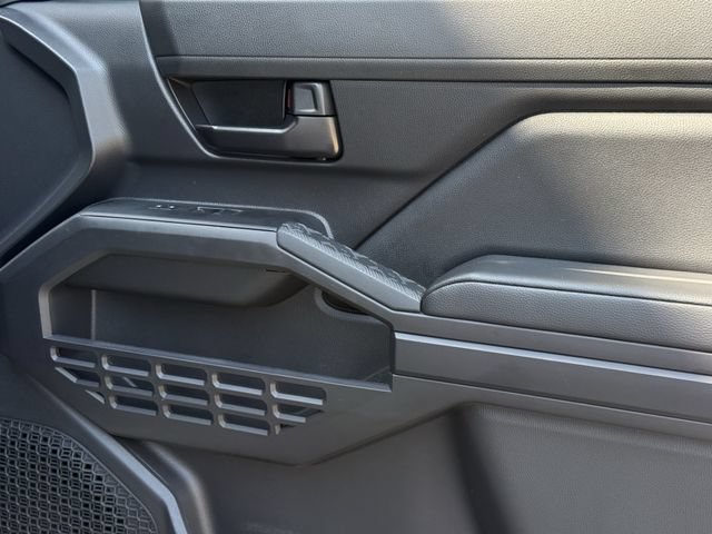 Used 2024 Toyota Tacoma SR AWD/4WD image 28