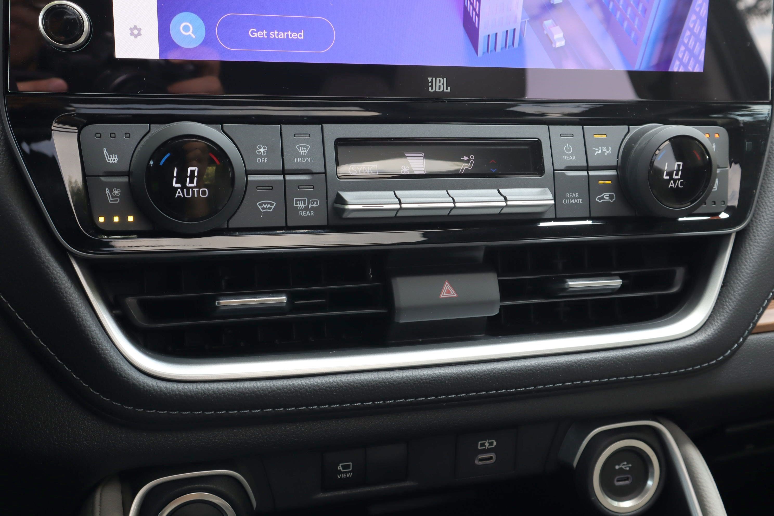 Used 2025 Toyota Grand Highlander AWD image 19