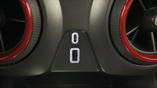 Used 2021 Chevrolet Blazer RS w/ Enhanced Convenience Package image 39