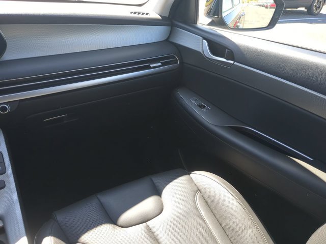 Used 2023 Hyundai Palisade SEL w/ Premium Package FWD image 16