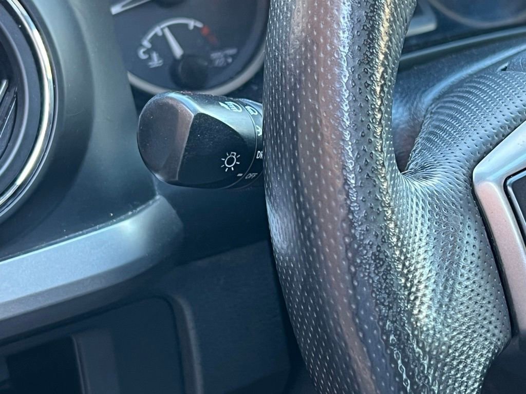 Used 2016 Toyota Tacoma SR5 image 17