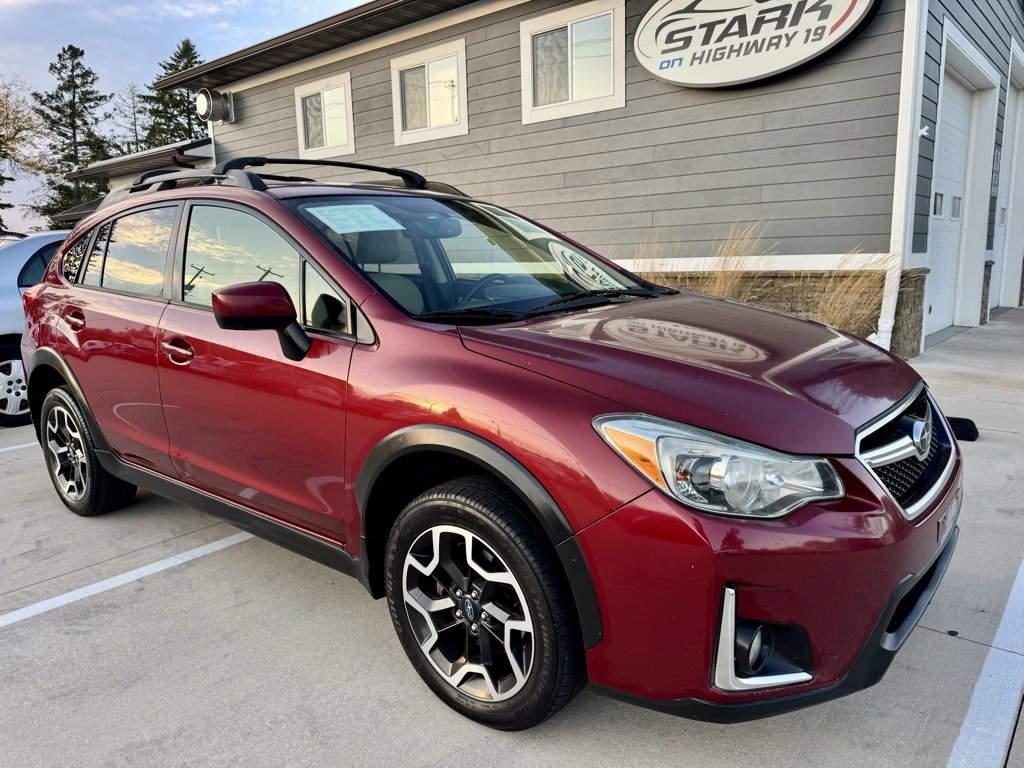 Used 2016 Subaru Crosstrek 2.0i Premium image 2