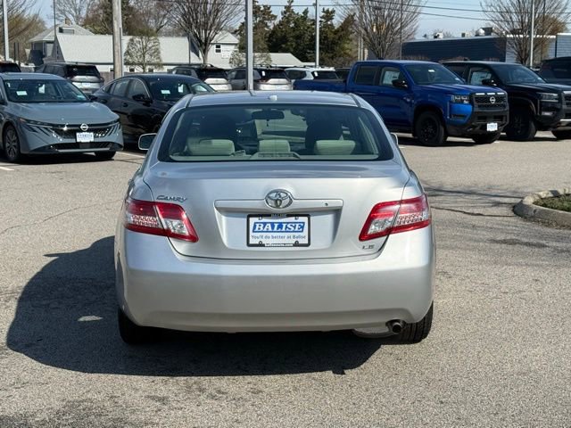 Used 2011 Toyota Camry LE image 6