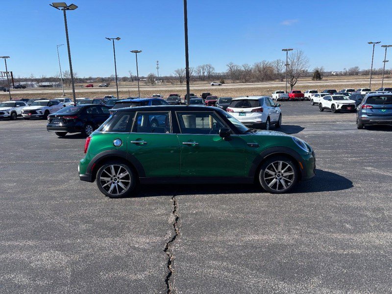 Used 2024 MINI Cooper S w/ Signature Upholstery Package image 6