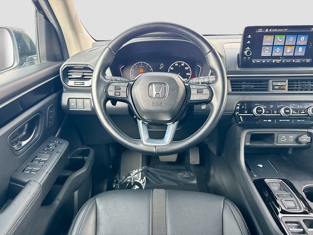 Used 2025 Honda Pilot EX-L image 26
