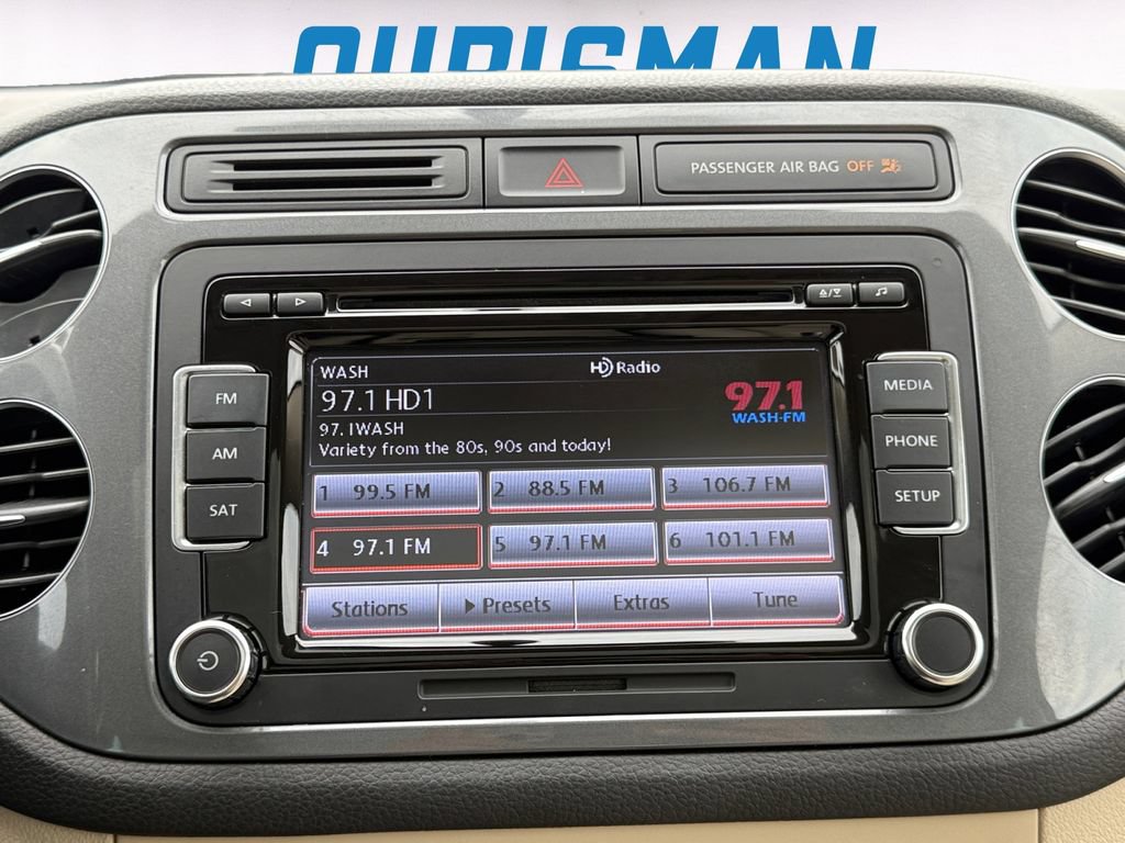 Used 2015 Volkswagen Tiguan SE AWD/4WD image 14