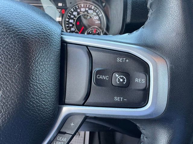 Used 2022 RAM 1500 Big Horn AWD/4WD image 17