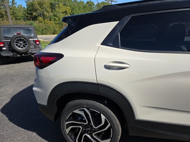 New 2026 Chevrolet TrailBlazer RS w/ Convenience Package image 12