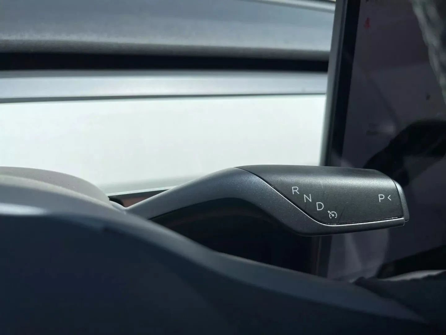 Used 2023 Tesla Model 3 Standard Range image 25