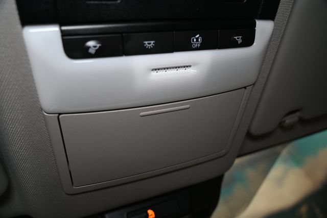 Used 2023 Nissan Rogue SV FWD image 40