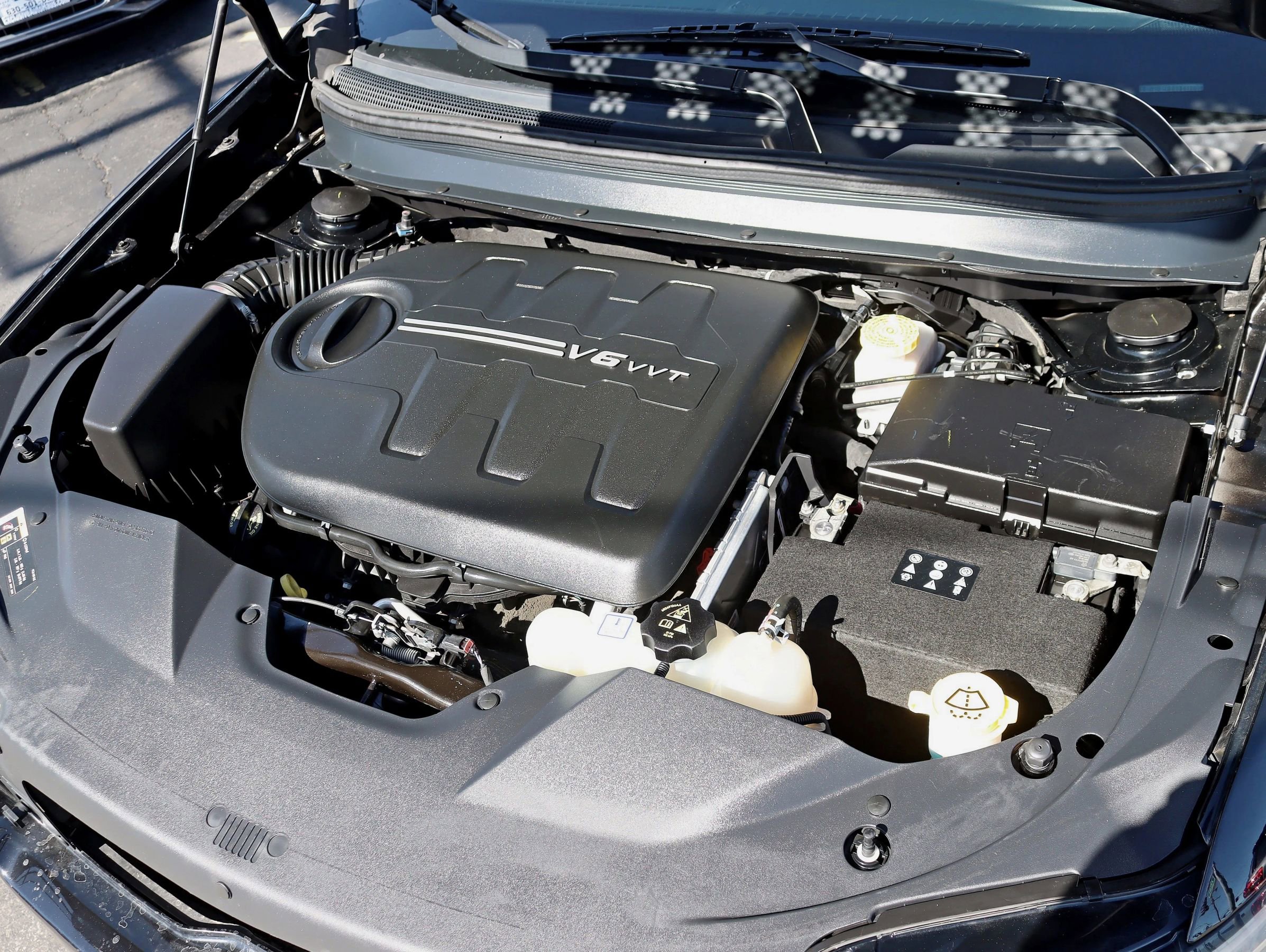 Used 2019 Jeep Cherokee Limited image 39