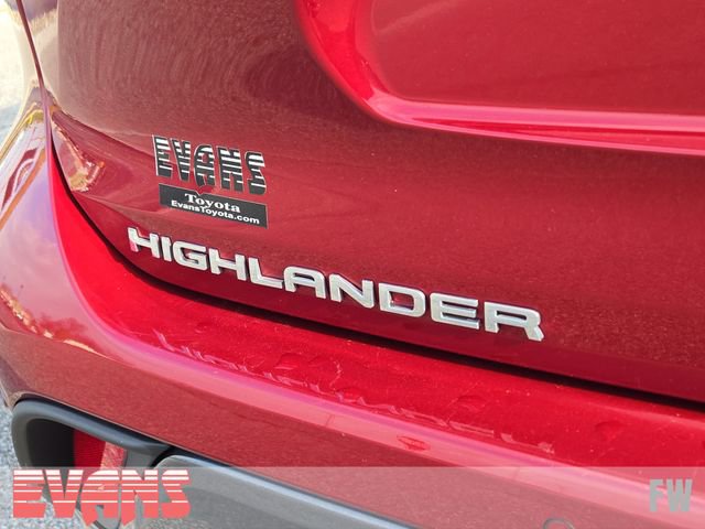 Used 2021 Toyota Highlander Limited image 4