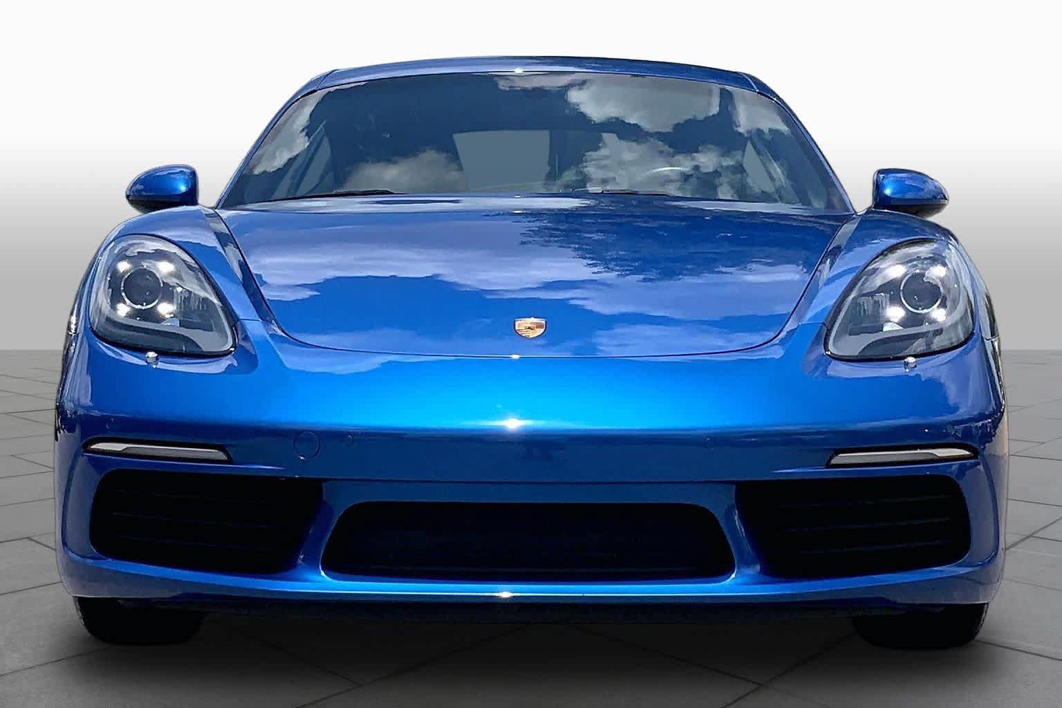 Used 2018 Porsche 718 Cayman RWD image 4