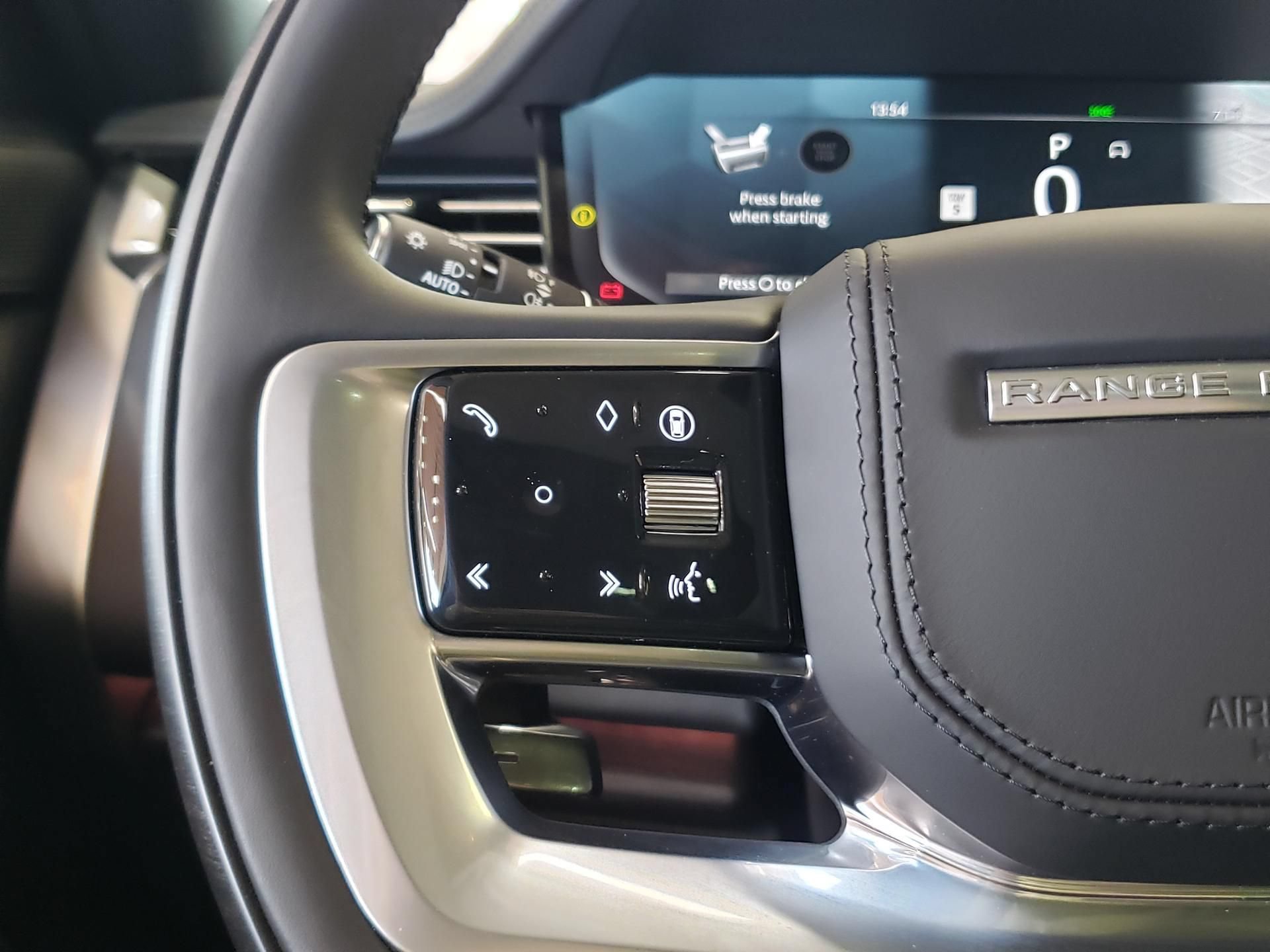 New 2026 Land Rover Range Rover SE AWD/4WD image 25
